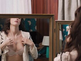 Джессика Бил секси, Кая Скоделарио секси – Эмануэль и правда о рыбах (2013) #44