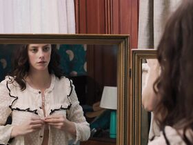 Джессика Бил секси, Кая Скоделарио секси – Эмануэль и правда о рыбах (2013) #46