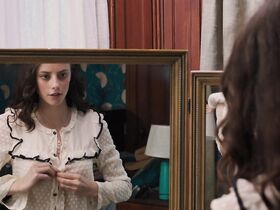 Джессика Бил секси, Кая Скоделарио секси – Эмануэль и правда о рыбах (2013) #47