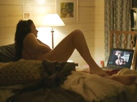 Софи Лоу голая, Сара Снук голая – Прекрасная ложь s01e01-04 (2015)