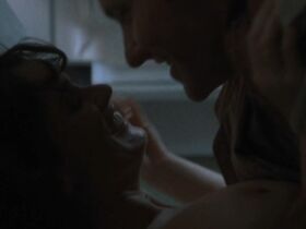 Робин Танни голая – Открытое окно (2006) #2