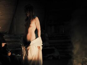 Алиса Киллонен голая – Кролик-убийца (2015) #3