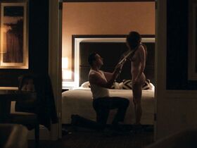 Сара Хэй голая – Плоть и кости s01e02 (2015)