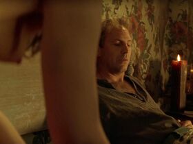 Оливия Уильямс голая – Почтальон (1997) #2