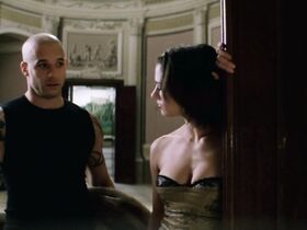 Азия Ардженто секси – Три икса (2002) #3