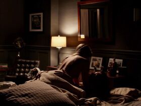 Кристен Белл секси – Обитель лжи s02 (2013) #2