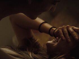 Шейлин Вудли голая – Захватывающее время (2013) #3