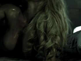 Серина Винсент голая – Девушка (2012)
