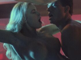 Алонна Шоу голая – Двойной удар (1991)