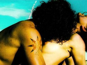 Кира Найтли голая – Домино (2005)