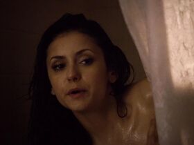 Нина Добрев секси – Дневники вампира s05e14 (2014) #2
