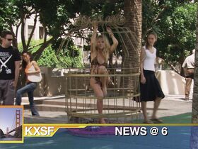 Кэти Кэссиди голая, Монит Мазур секси – Смерть в эфире (2007) #4