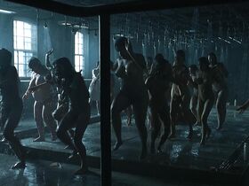 Холли Берри голая – Готика (2003) #3