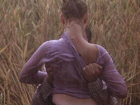 Скарлетт Йоханссон секси – Матч Поинт (2005) #3