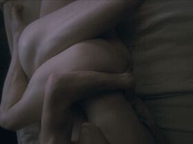 Рэйчел Вайс голая – Глубокое синее море (2011)