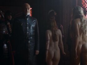 Жозефин Гиллан голая, Зена Аврамидис голая – Игра престолов s04e03 (2014) #2