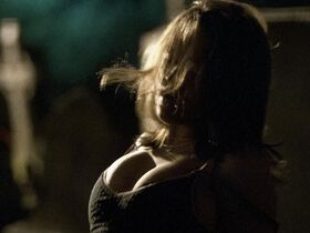 Рэйчел Ли Кук секси – 11:14 (2003)