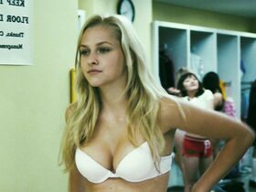 Тереза Палмер секси – Проклятие 2 (2006)