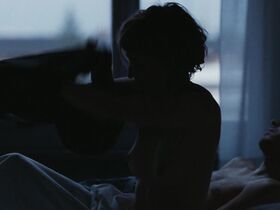 Альба Рорвахер голая – Спящая красавица (2012) #3
