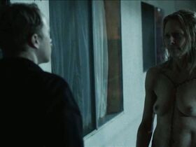 Обри Плаза секси, Бонни Барроуз голая – Если твоя девушка – зомби (2014)