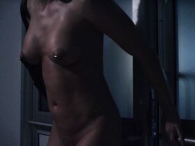 Мария Роджерс голая – Всем нужна Кэт 2 (2014) #2