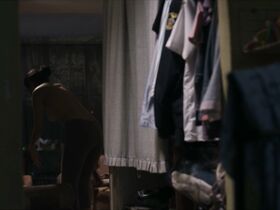 Саманта Кастильо голая – Плохая прическа (2013) #3