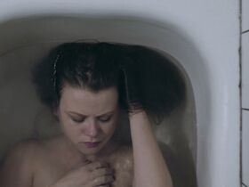 Дженовефа Бокова голая – Moments (2018) #8