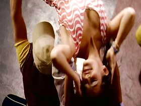 Мелани Дуте секси – Секс в большом Париже s01 (2005) #10