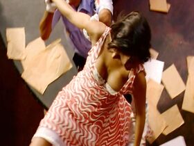 Мелани Дуте секси – Секс в большом Париже s01 (2005) #11