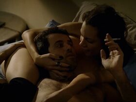 Эрмила Гуэдес голая – Нападение на центральный банк (2011) #8