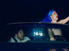 Виктория Шульц голая – Электрическая девушка (2019) #6