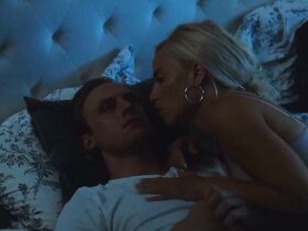 Розмари Мосбек голая, Йозефин Парк секси – По-собачьи s02e01 (2019) #13