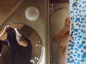 Розмари Мосбек голая, Йозефин Парк секси – По-собачьи s02e01 (2019) #6