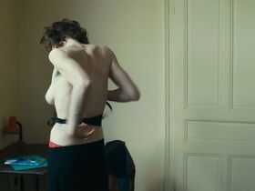 Жюли Мулье секси – Our Wonderful Lives (2019) #6