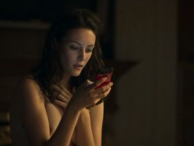 Майа Доннелли голая – 21 Thunder s01e04 (2017) #6