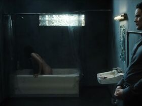 Фрида Шоу голая – Продажа Изобель (2018) #20