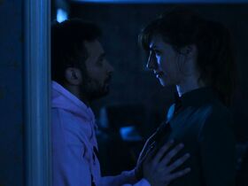 Дория Тилье голая – Ив (2019) #2