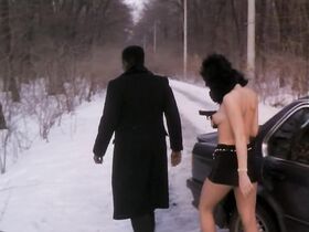 Жаклин Ловелл голая – Уроды (1997) #2