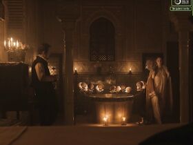 Мелина Мэтьюз голая – Чума s02e03 (2019) #6