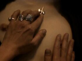 Яна Штраулино голая – Gallant Girls (2003) #8