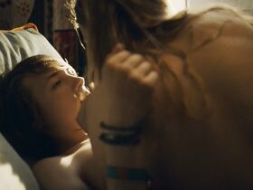 Милена Чарнтке голая – Длинные тени (2018) #3