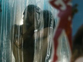 Мириам Штайн голая – Омамамия (2012)