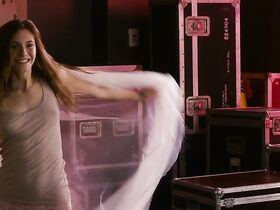 Мириам Штайн голая – Омамамия (2012) #8