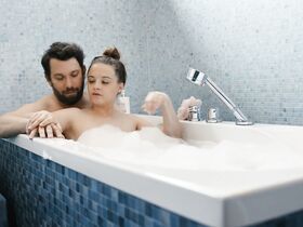 Ясна Фритци Бауэр голая – Придурки s03e01 (2019) #2