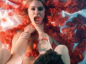 Джеки Мур голая – Скорбь (2017) #14