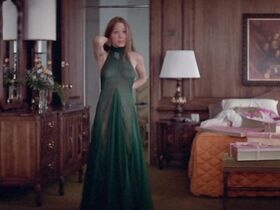 Сисси Спейсек голая – Первоклассный товар (1972) #10