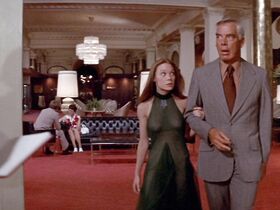 Сисси Спейсек голая – Первоклассный товар (1972) #11