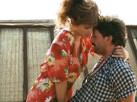 Моника Бырлэдяну секси – Об улитках и людях (2012) #9