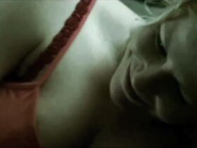 Шарлотта Гулдберг секси – Steppeulve (2005) #2