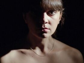 Изольда Барт голая – В год тринадцати лун (1978) #3